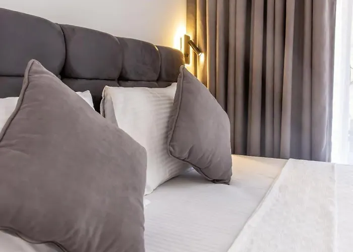 Hotel Belle Vue Oeluedeniz 4*